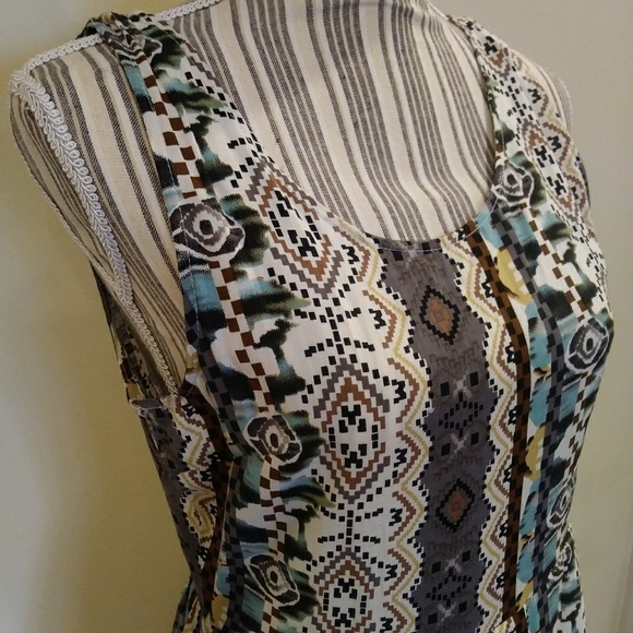 Love Riche Keyholed Patterned Mini Sun Dre… - Picture 3 of 7